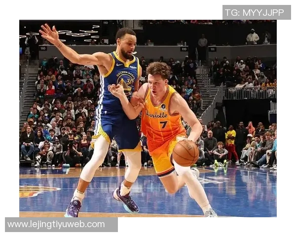 考辛斯盛赞新秀克尼佩尔或将超越库里投篮纪录成就