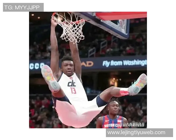 托布短暂出场却高效表现13分钟内砍下14分6篮板2盖帽展现实力