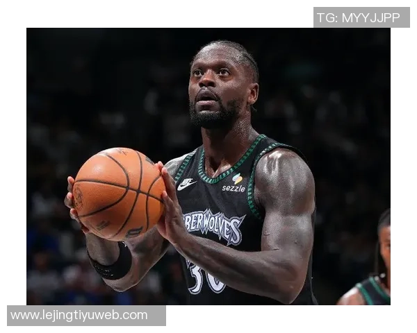 兰德尔状态火热近5场场均数据接近最佳阵容水平引发美媒关注